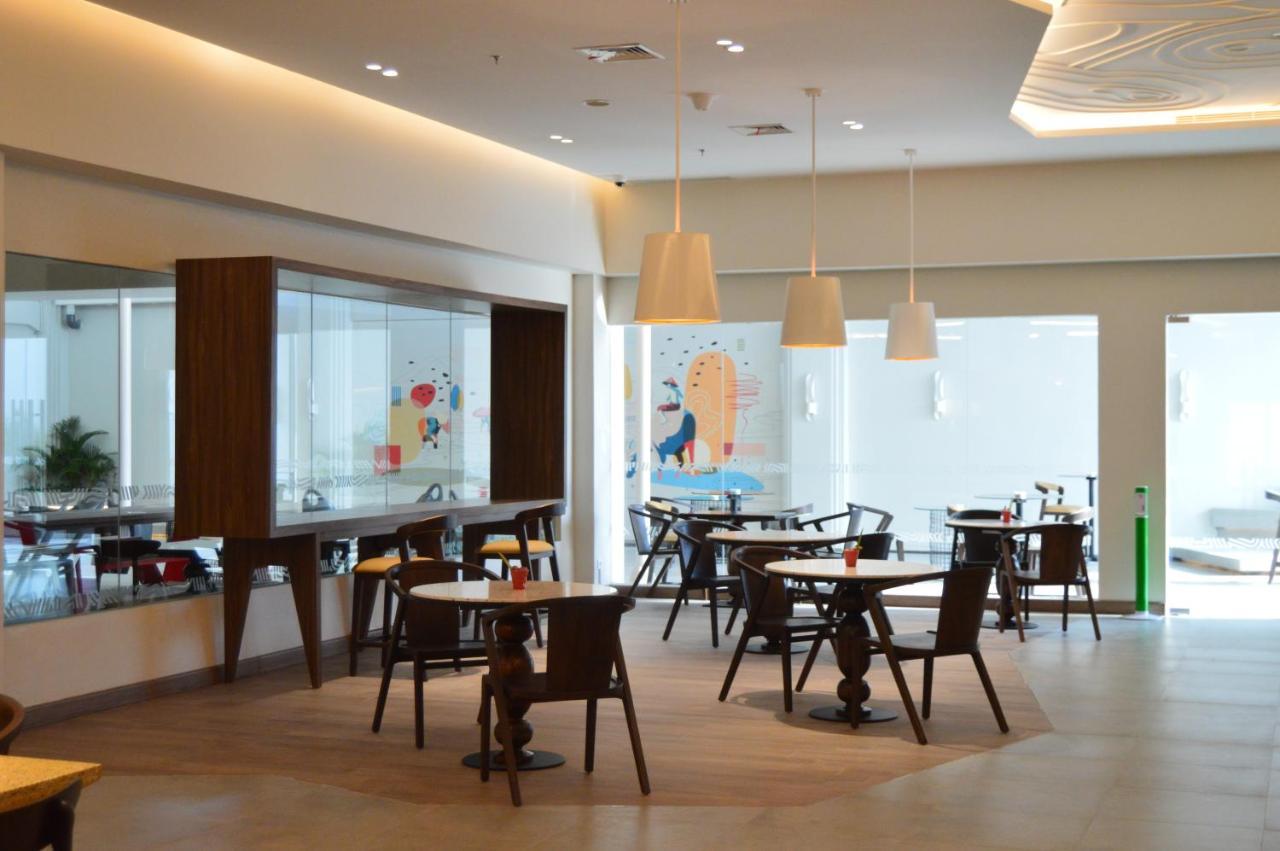 Ibis Styles Bandung Grand Central Exterior photo