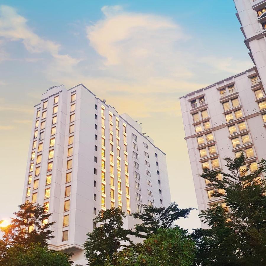 Ibis Styles Bandung Grand Central Exterior photo