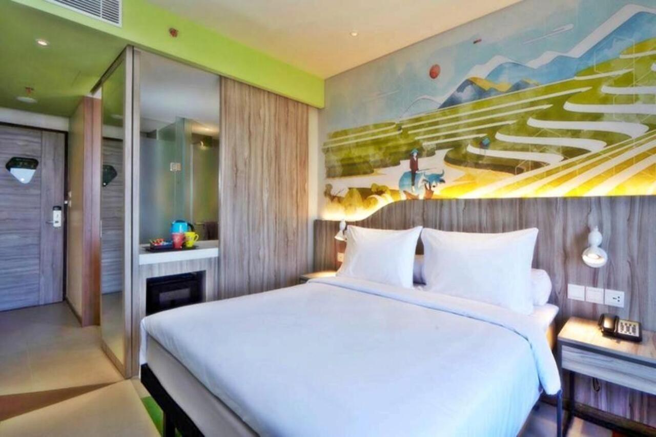 Ibis Styles Bandung Grand Central Exterior photo